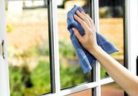 как помыть окна на лоджии снаружи