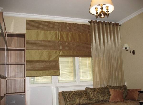 комбинированные шторы в спальне