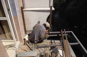 ремонт балконного ограждения